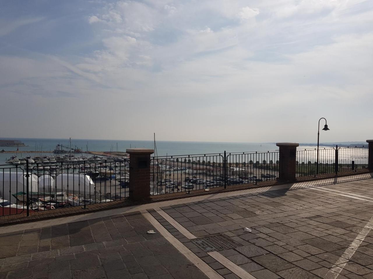 테르몰리 Residenza Lumiere 빌라 외부 사진